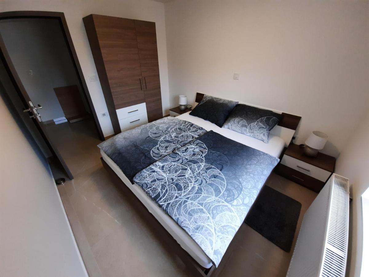 Apartmani New York Nova Gradiska Dış mekan fotoğraf